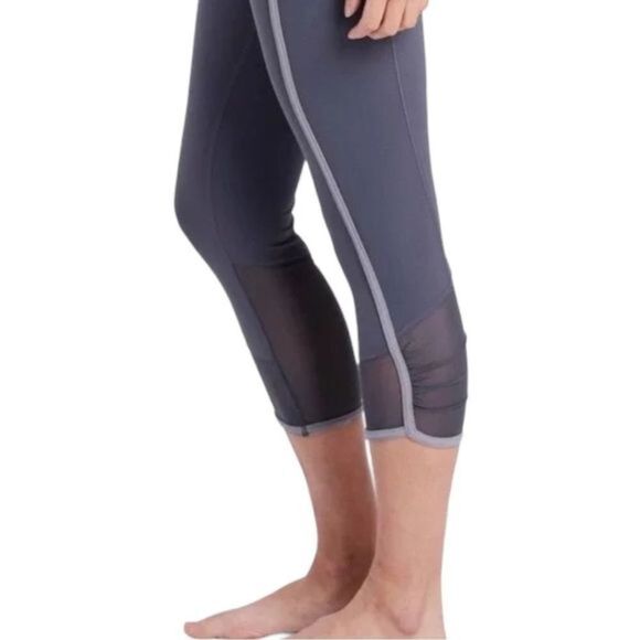 Athleta Salutation Stash Pocket II Capri Leggings Medieval Violet‎ Size 3X - Picture 3 of 11